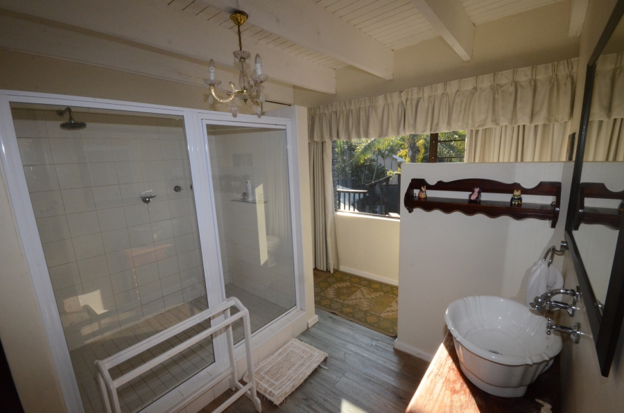 5 Bedroom Property for Sale in Blue Bend Eastern Cape